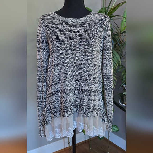 [Altar'd State] Knit Boho Lace Hem Long Sleeve Sweater S/M - Picture 1 of 6